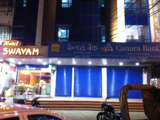 Hotel Swayam Jabalpur Luaran gambar